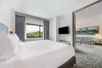 DoubleTree Suites by Hilton Raleigh - Durham - balcony