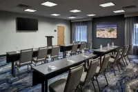 Fairfield Inn & Suites Virginia Beach/Norfolk Airport - 3 stjerner