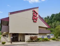 Red Roof Inn Charleston West - Hurricane, WV - Wi-Fi