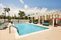 Home2 Suites by Hilton Mt. Pleasant Charleston - Pools