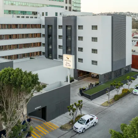 Hotel Real del Rio