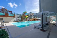 E11EVEN Studio · Bay Views + Rooftop Day Club Pool - مسبح