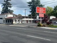 Red Carpet Inn Medford - موتيلات