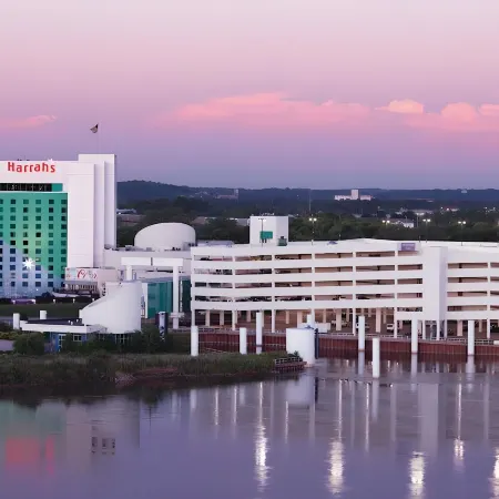 Harrah's Council Bluffs  – A Caesars Rewards Destination