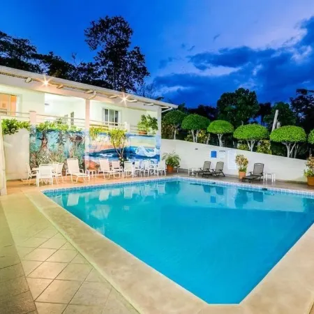 Hotel Pueblo Dorado