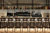 Ruby Lilou Hotel Marseille by IHG - bar