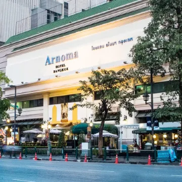 Arnoma Hotel Bangkok Отели рядом с достопримечательностью «Станция надземного метро Chit Lom»