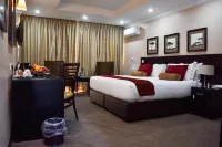 Cresta Thapama Hotel Hotels near The Natural Den Pet & Garden Centre