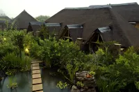 Misty Hills Country Hotel, Conference Centre & Spa Hotels near Van Oord Street Park