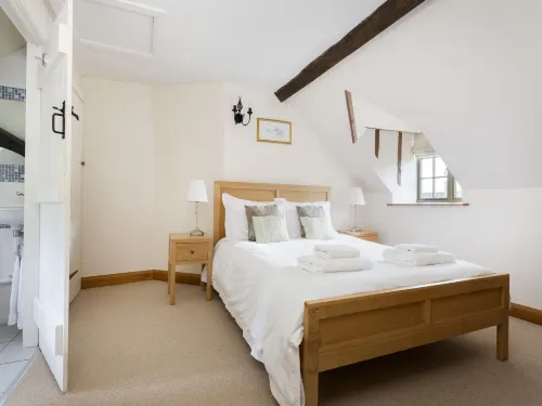 Coniston House - Bungalows