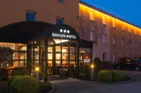 B&B Hotel Reims Tinqueux Отели в г. Тиллуа