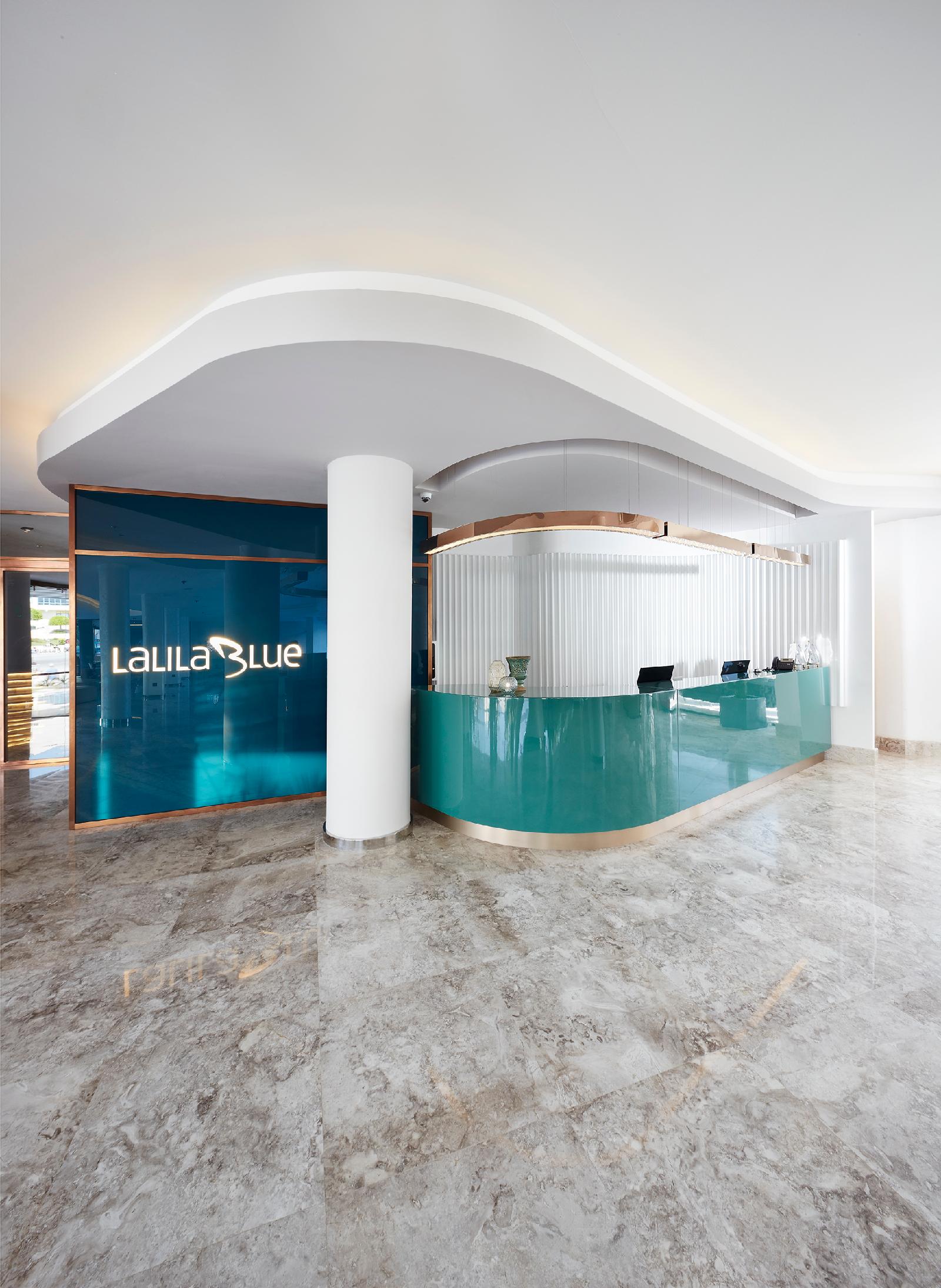 Lalila Blue Suites