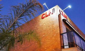 CLH Suites Bonito Centro