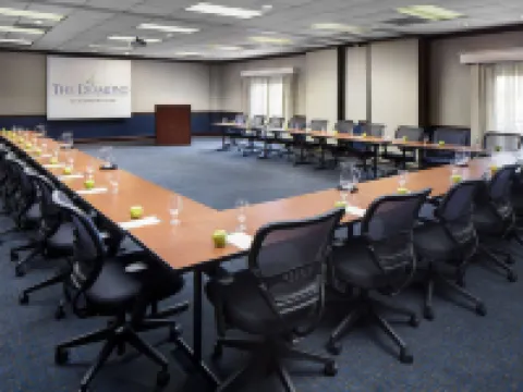 Desmond Hotel Malvern, a DoubleTree by Hilton Hotels in Devault