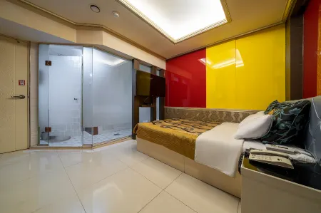 Palace Motel