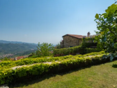 Laura (Dol281) Hotels in Dolcedo