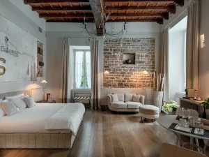 GombitHotel