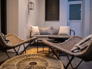 The H Experience Boutique Apartments Athens