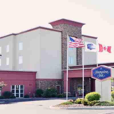 Hampton Inn Watertown Hotel Exterior