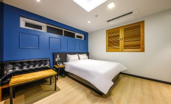 Sangju D Self Check-in Hotel