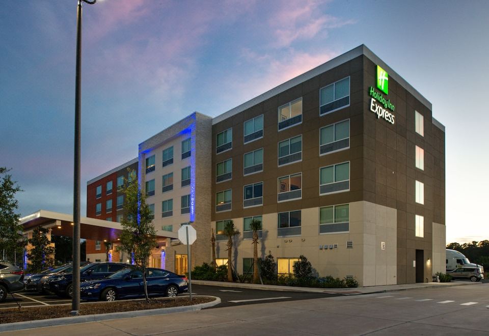 Holiday Inn Express Orlando - South Park, an IHG Hotel, xem đánh giá và giá  phòng 