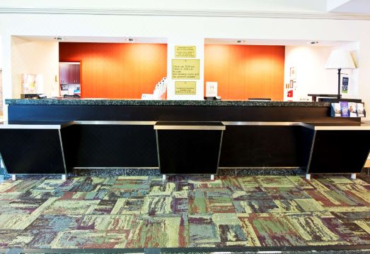 햄프턴 인 바이 힐튼 오타와 내부 라운지