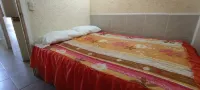 Hotel las cúpulas Hotels in Ла Пеньита де Хальтемба