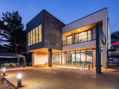 Pocheon Forest Pool Villa