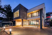 PoCheon Forest Pool Villa Hotels in Pocheon-si