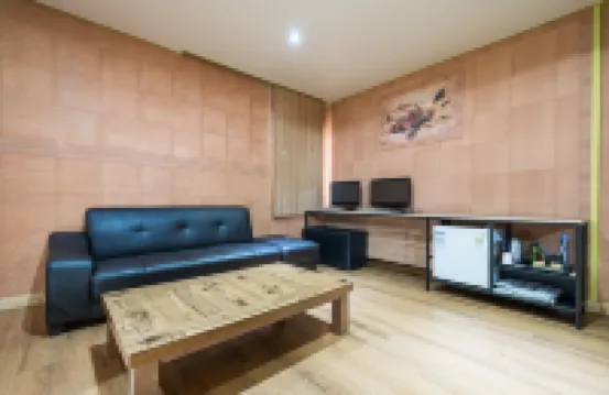 Wonju H Hotels near Dangwan Park