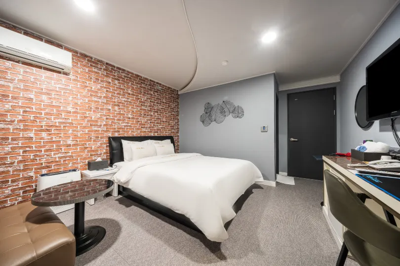 群山Hotel May