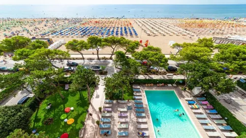 American Hotel - Pool