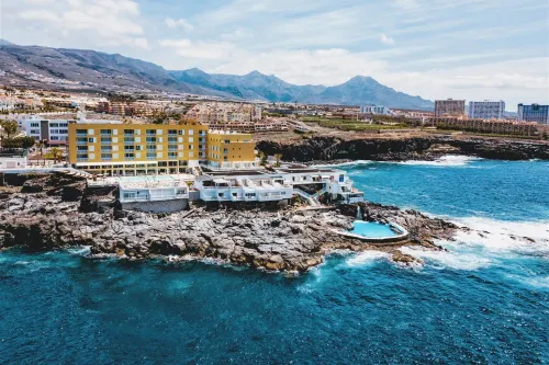 Atlantic Holiday Hotel Hotels in Callao Salvaje
