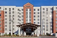 Staybridge Suites Indianapolis Downtown-Conv Ctr Hotel dekat Phoenix Theatre