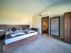 1 Bedroom Private Honeymoon Villa