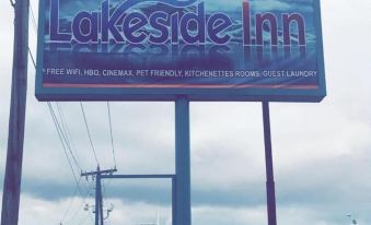 Lakeside Inn