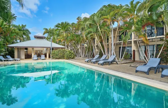 三一海灘俱樂部度假公寓式酒店