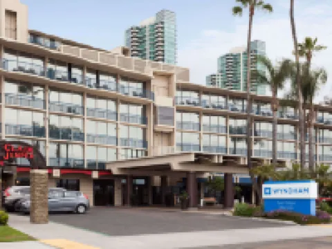 Wyndham San Diego Bayside Hotels near Santa Fe Depot