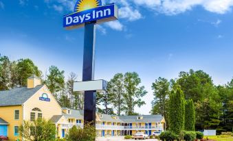 Days Inn by Wyndham Cornelia