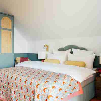 Villa Alma - a Lakeside Boutique Hotel Rooms