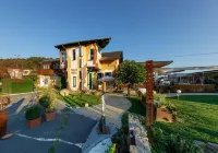 Malerwinkl Restaurant + Kunsthotel Hotels in Feldbach