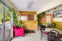 Americas Best Value Inn Darien Hotels in Darien