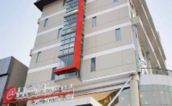 @Hom Semarang Simpang Lima