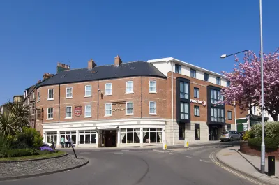 Premier Inn Scarborough (South Bay) Các khách sạn gần Scarborough