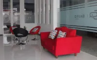 D'Shario Hotel- Kepanjen