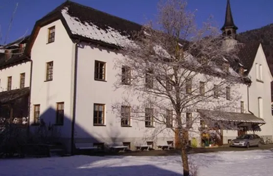 蓋斯特豪斯艾洛克洛斯特貝曹酒店