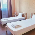 Гостиничный комплекс Одиссея Отели рядом с достопримечательностью «Дельфинарий НЕБУГ»