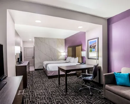 La Quinta by Wyndham Pampa Hotels in Pampa