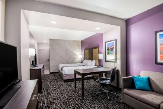 La Quinta by Wyndham Pampa