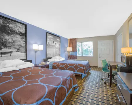 Super 8 by Wyndham Brinkley Hotels in Brinkley